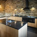 Villa Aldea Rural Y Gastro Restaurante Casona De *