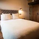 Aldea Rural Y Gastro Restaurante Casona De Villa *