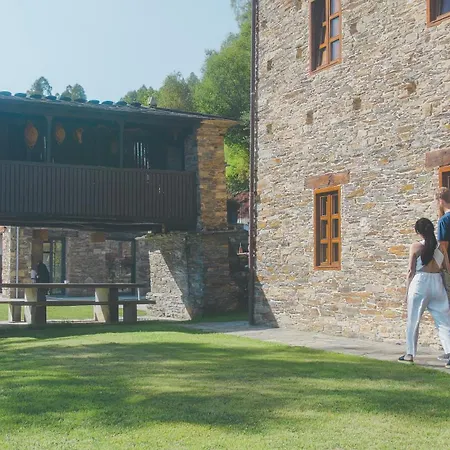 Complejo Rural Casona De