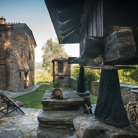 Aldea Rural Y Gastro Restaurante Casona De *