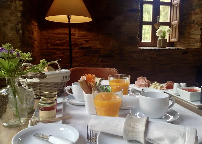 Aldea Rural Y Gastro Restaurante Casona De * Labrada