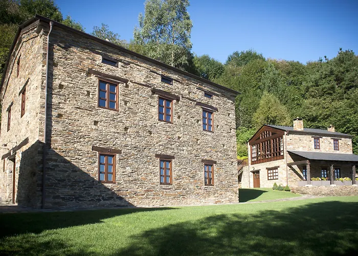 ヴィラ Aldea Rural Y Gastro Restaurante Casona De *