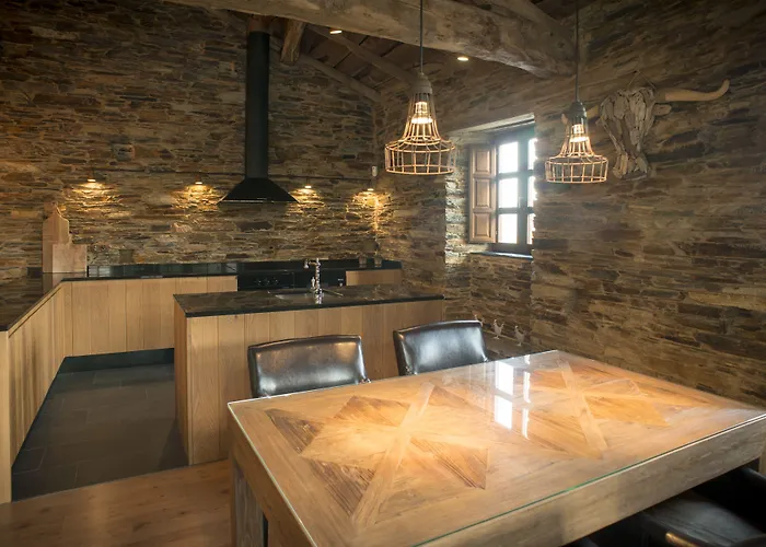 ヴィラ Aldea Rural Y Gastro Restaurante Casona De *