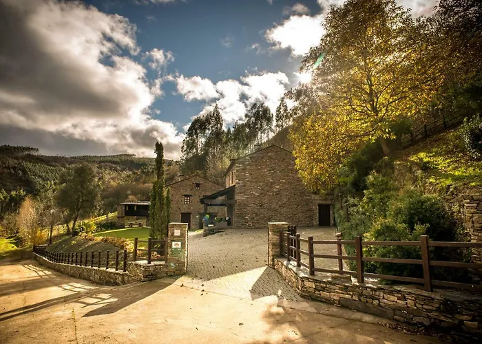 ヴィラ Aldea Rural Y Gastro Restaurante Casona De *