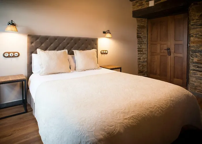 Aldea Rural Y Gastro Restaurante Casona De Vila *